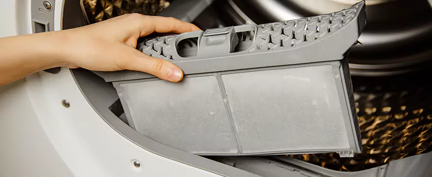 Signs Of A Clogged Dryer Lint Trap in West Palm Beach, Florida